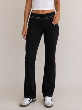 Lululemon Vintage Groove Pant - Reversible - White/Black Polka Dot